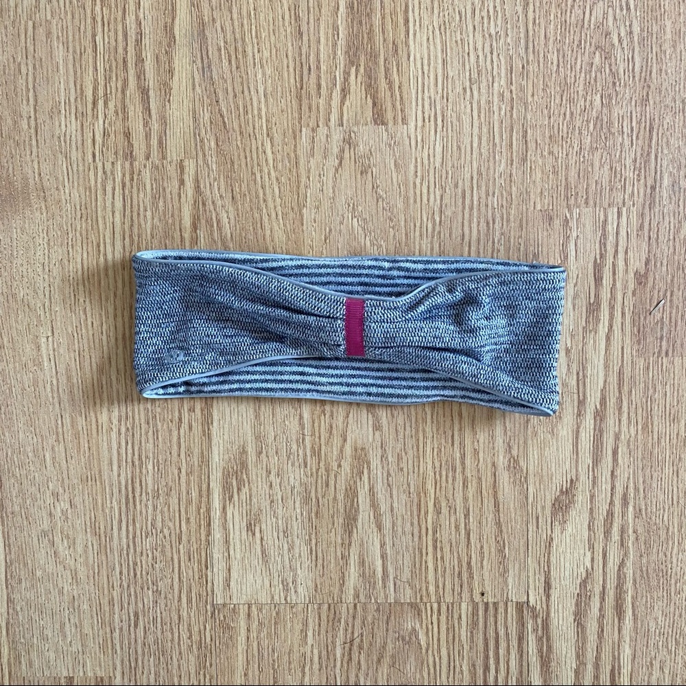 Lululemon ear warmer head band